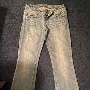Light wash American Eagle Jeans